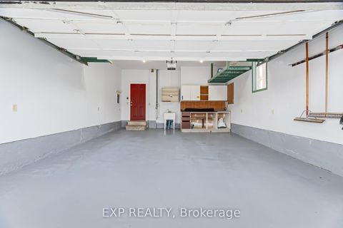 Photo 36 at 317 Bristol Road W, Hurontario, Mississauga