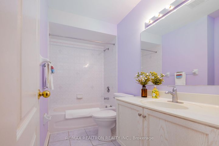 Photo 30 at 11 Zermatt Way, Unionville, Markham