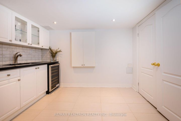 Photo 37 at 11 Zermatt Way, Unionville, Markham