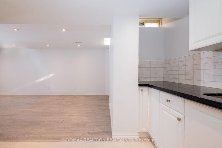 Photo 38 at 11 Zermatt Way, Unionville, Markham