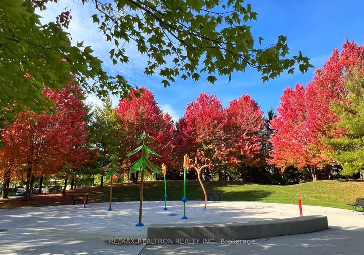 Photo 44 at 11 Zermatt Way, Unionville, Markham