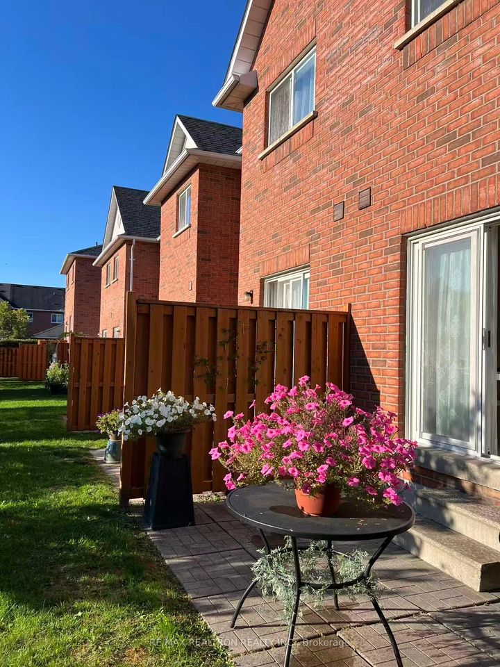 Photo 45 at 11 Zermatt Way, Unionville, Markham