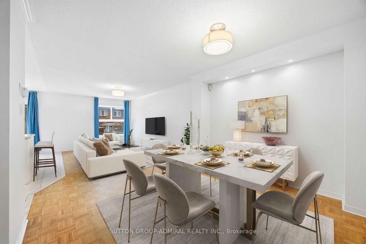 Photo 1 at 32 Bellagio Crescent, Patterson, Vaughan