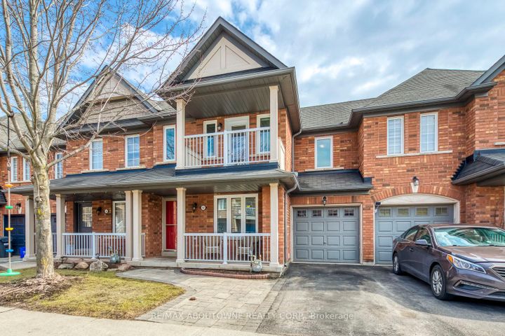 Photo 1 at 2322 Saddlecreek Crescent, WM Westmount, Oakville