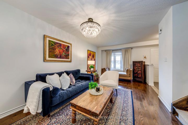 Photo 6 at 2322 Saddlecreek Crescent, WM Westmount, Oakville