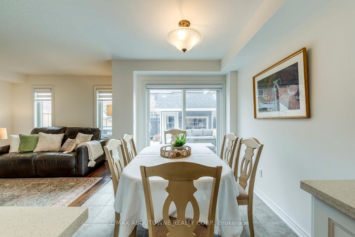 Photo 13 at 2322 Saddlecreek Crescent, WM Westmount, Oakville