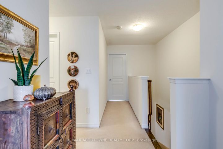 Photo 16 at 2322 Saddlecreek Crescent, WM Westmount, Oakville