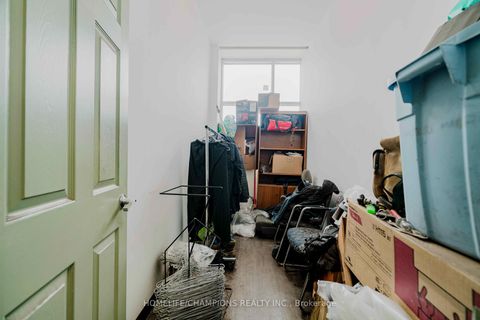 Photo 5 at 12 - 2835 Markham Road, Rouge E11, Toronto