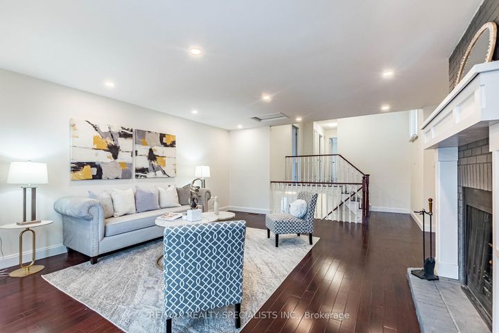 Photo 27 at 5255 Astwell Avenue, Hurontario, Mississauga