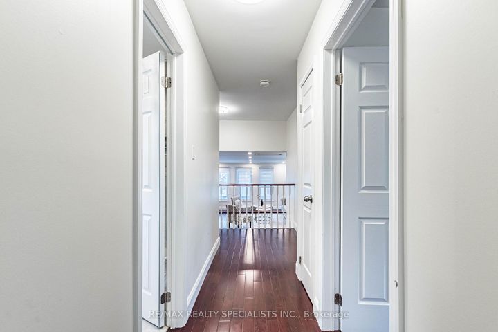 Photo 28 at 5255 Astwell Avenue, Hurontario, Mississauga