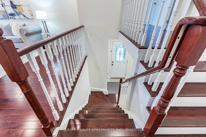 Photo 29 at 5255 Astwell Avenue, Hurontario, Mississauga