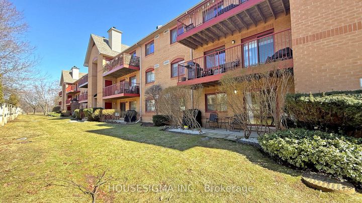 Photo 17 at 114 - 1496 Pilgrims Way, GA Glen Abbey, Oakville