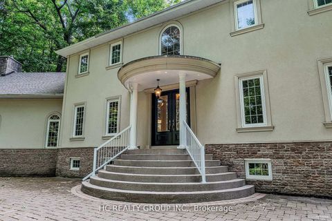 Photo 4 at 59 Elderberry Trail, Aurora Estates, Aurora