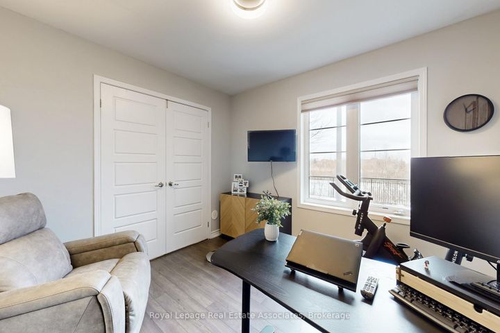 Photo 5 at 27 - 3002 Preserve Drive, GO Glenorchy, Oakville