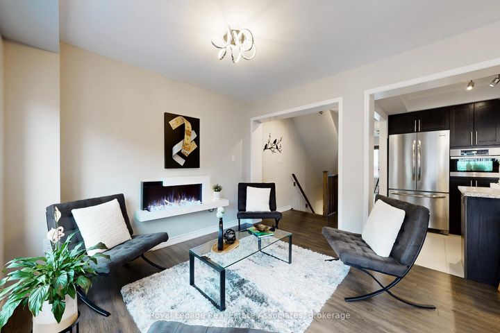 Photo 14 at 27 - 3002 Preserve Drive, GO Glenorchy, Oakville