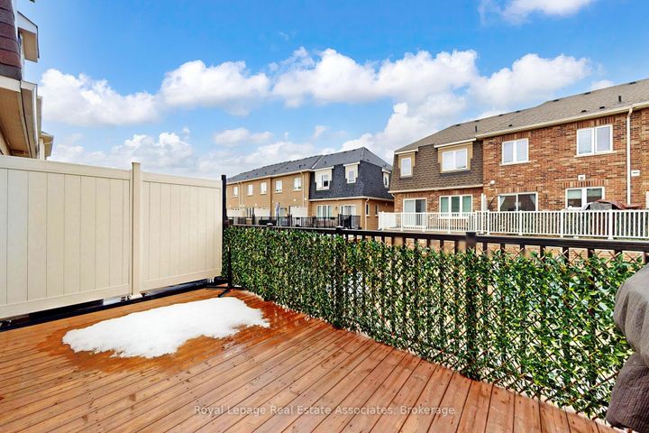 Photo 45 at 27 - 3002 Preserve Drive, GO Glenorchy, Oakville