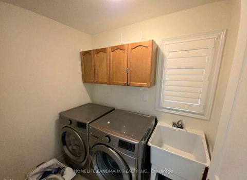 Photo 6 at 41 Mansard Drive, Jefferson, Richmond Hill