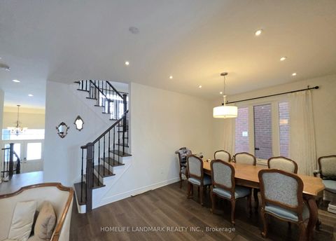 Photo 11 at 41 Mansard Drive, Jefferson, Richmond Hill