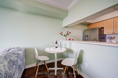 Photo 14 at 1705 - 18 Sommerset Way, Willowdale East, Toronto