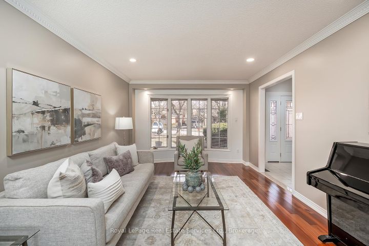 Photo 8 at 1274 Hilton Lane, GA Glen Abbey, Oakville