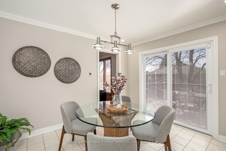 Photo 15 at 1274 Hilton Lane, GA Glen Abbey, Oakville