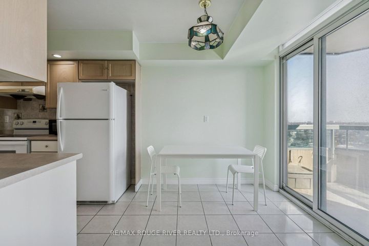 Photo 10 at 1136 - 125 OMNI Drive, Bendale, Toronto