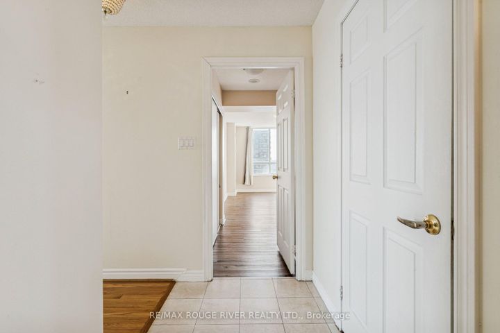 Photo 14 at 1136 - 125 OMNI Drive, Bendale, Toronto