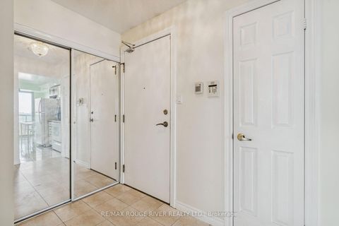 Photo 2 at 1136 - 125 OMNI Drive, Bendale, Toronto