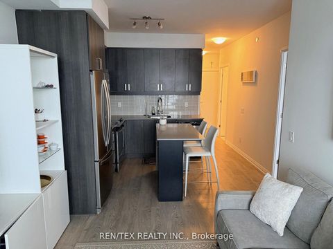 Photo 3 at 1116 - 7895 Jane Street, Concord, Vaughan