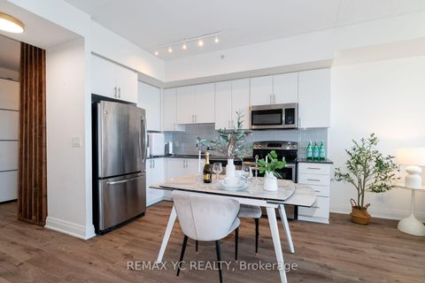 Photo 14 at PH201 - 7165 Yonge Street, Grandview, Markham