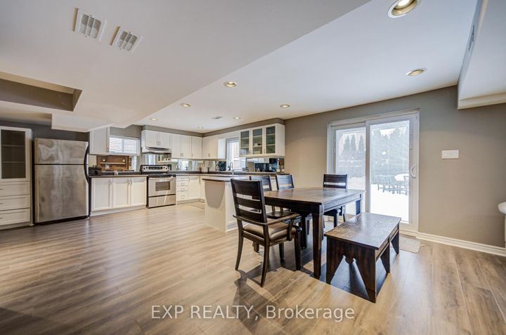 Photo 43 at 372 Greenock Drive, Maple, Vaughan