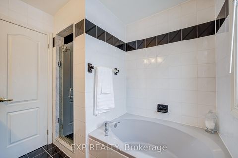 Photo 28 at 372 Greenock Drive, Maple, Vaughan