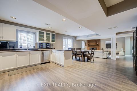 Photo 46 at 372 Greenock Drive, Maple, Vaughan