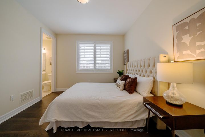 Photo 29 at 3209 Daisy Way, GO Glenorchy, Oakville