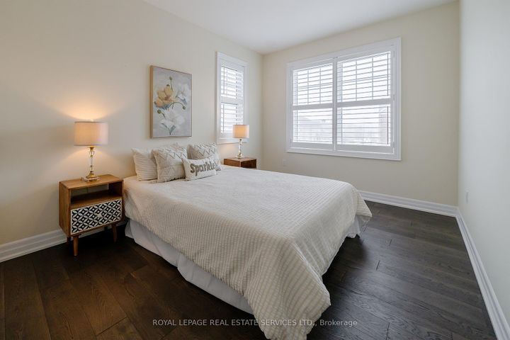 Photo 32 at 3209 Daisy Way, GO Glenorchy, Oakville