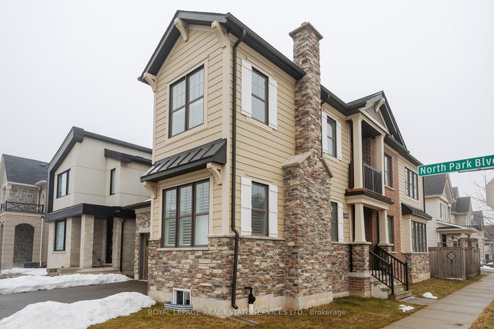 Photo 37 at 3209 Daisy Way, GO Glenorchy, Oakville