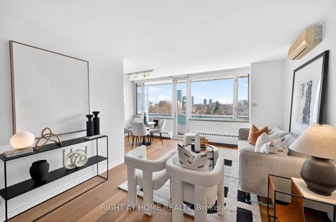 Photo 3 at 701 - 74 Spadina Road, Annex, Toronto