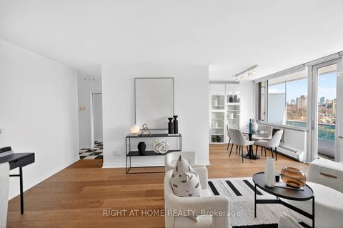 Photo 8 at 701 - 74 Spadina Road, Annex, Toronto