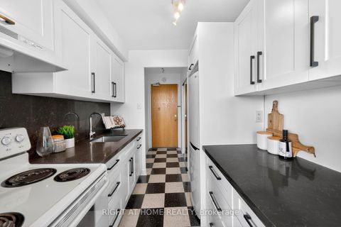 Photo 13 at 701 - 74 Spadina Road, Annex, Toronto