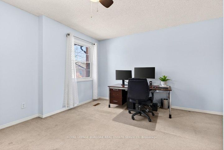 Photo 25 at 29 - 2004 Glenada Crescent, WC Wedgewood Creek, Oakville