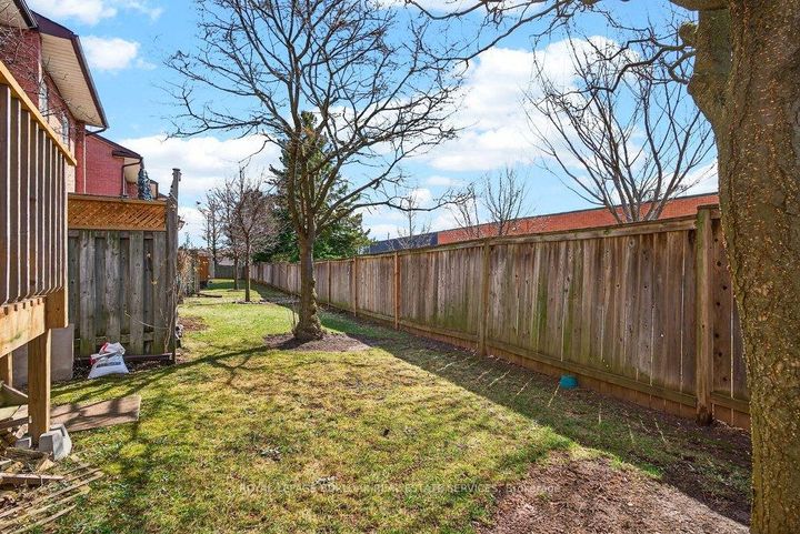 Photo 39 at 29 - 2004 Glenada Crescent, WC Wedgewood Creek, Oakville