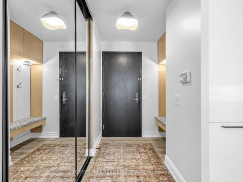 Photo 1 at 1001 - 1 Clairtrell Road, Willowdale East, Toronto