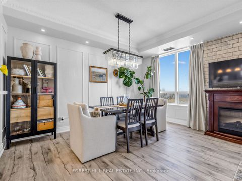 Photo 11 at 1001 - 1 Clairtrell Road, Willowdale East, Toronto