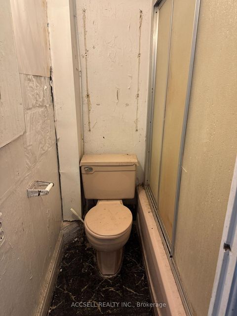 Photo 2 at 176 Brunswick Avenue, University, Toronto