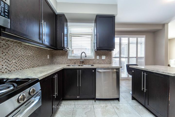 Photo 13 at 3260 Sealey Crescent, Alton, Burlington