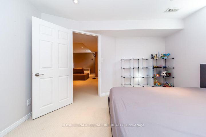 Photo 35 at 3260 Sealey Crescent, Alton, Burlington