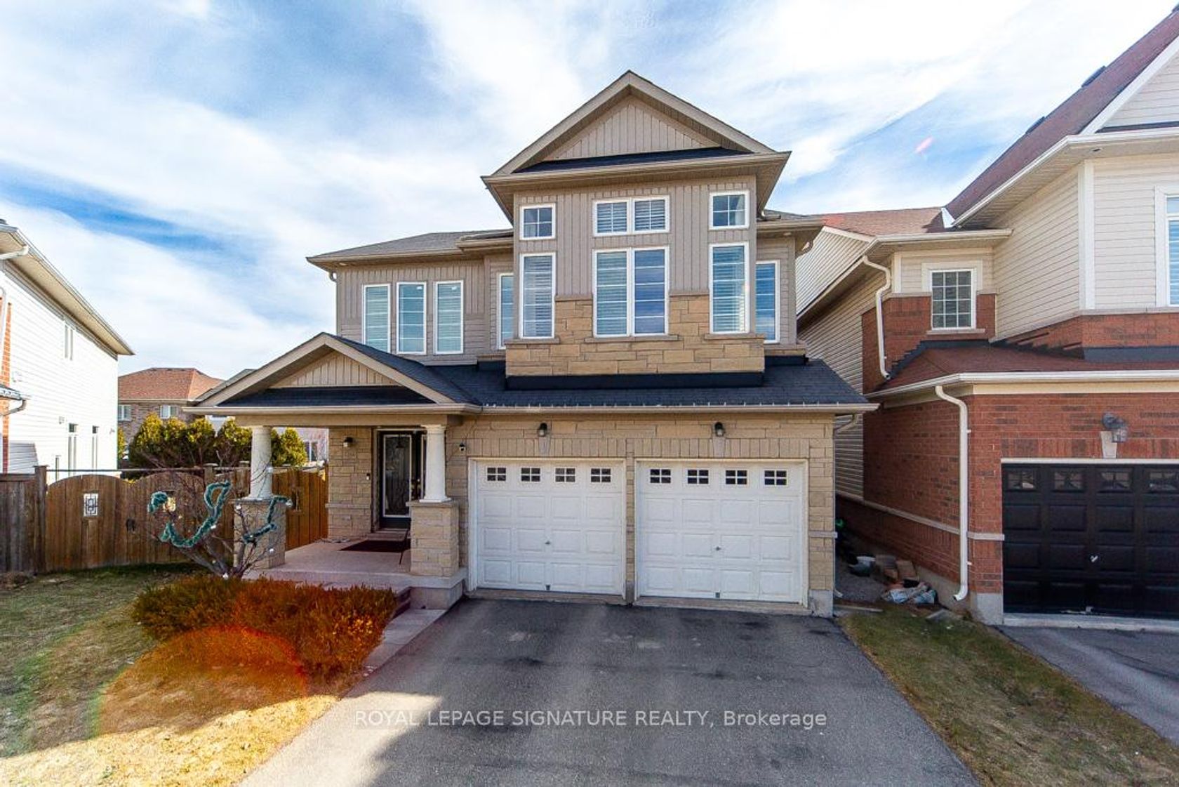 3260 Sealey Crescent, Alton, Burlington by Loree Meneguzzi Real Estate 3260 Sealey Crescent, Alton, Burlington