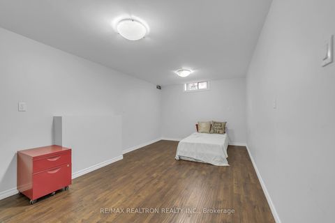 Photo 21 at 61 - 24 Beaumont Place, Uplands, Vaughan