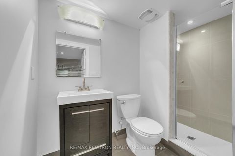 Photo 23 at 61 - 24 Beaumont Place, Uplands, Vaughan