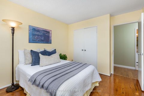 Photo 16 at 504 - 10 Fashion Roseway, Willowdale East, Toronto